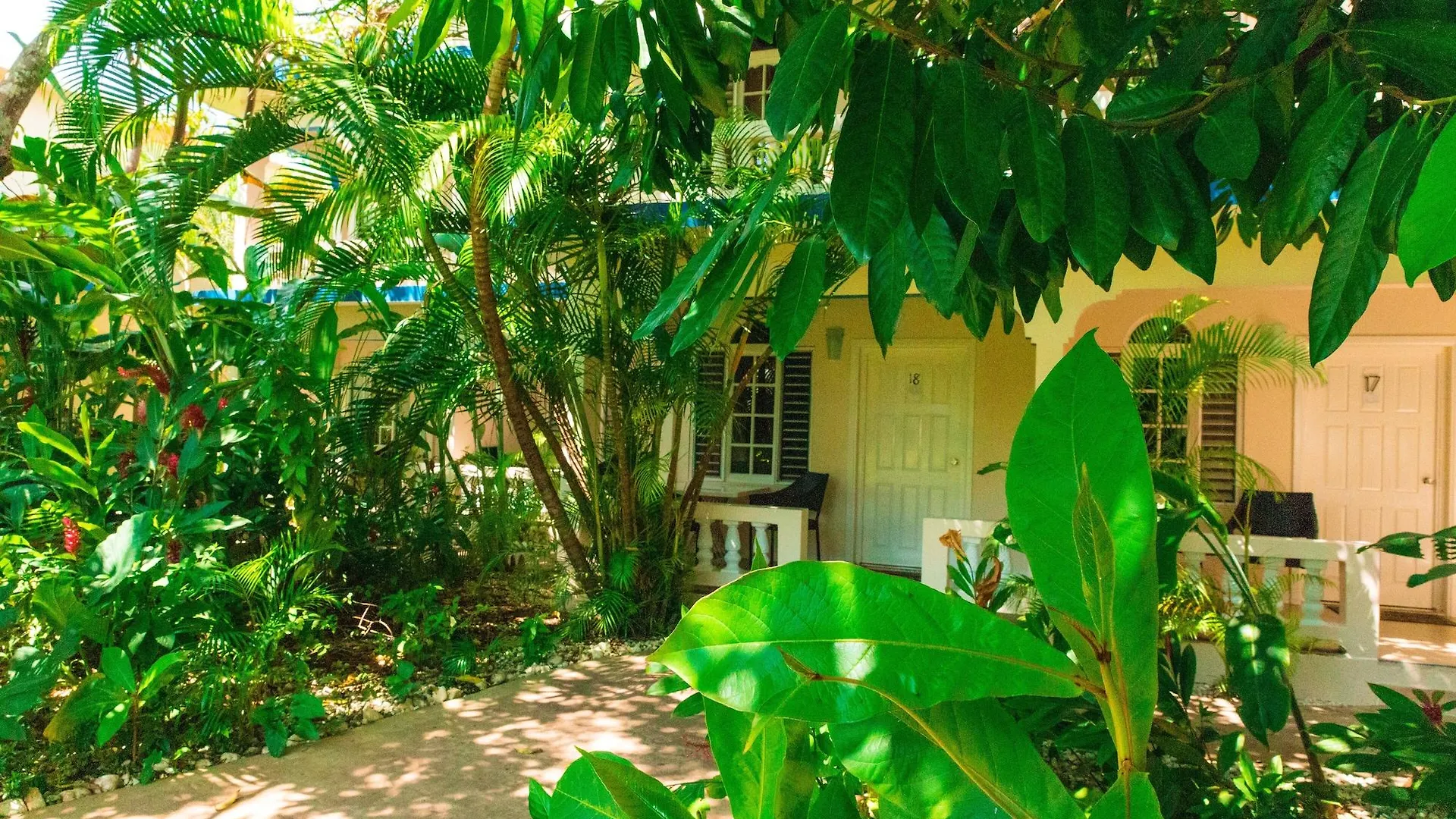 Travellers Beach Resort Negril 3*,  Jamaica