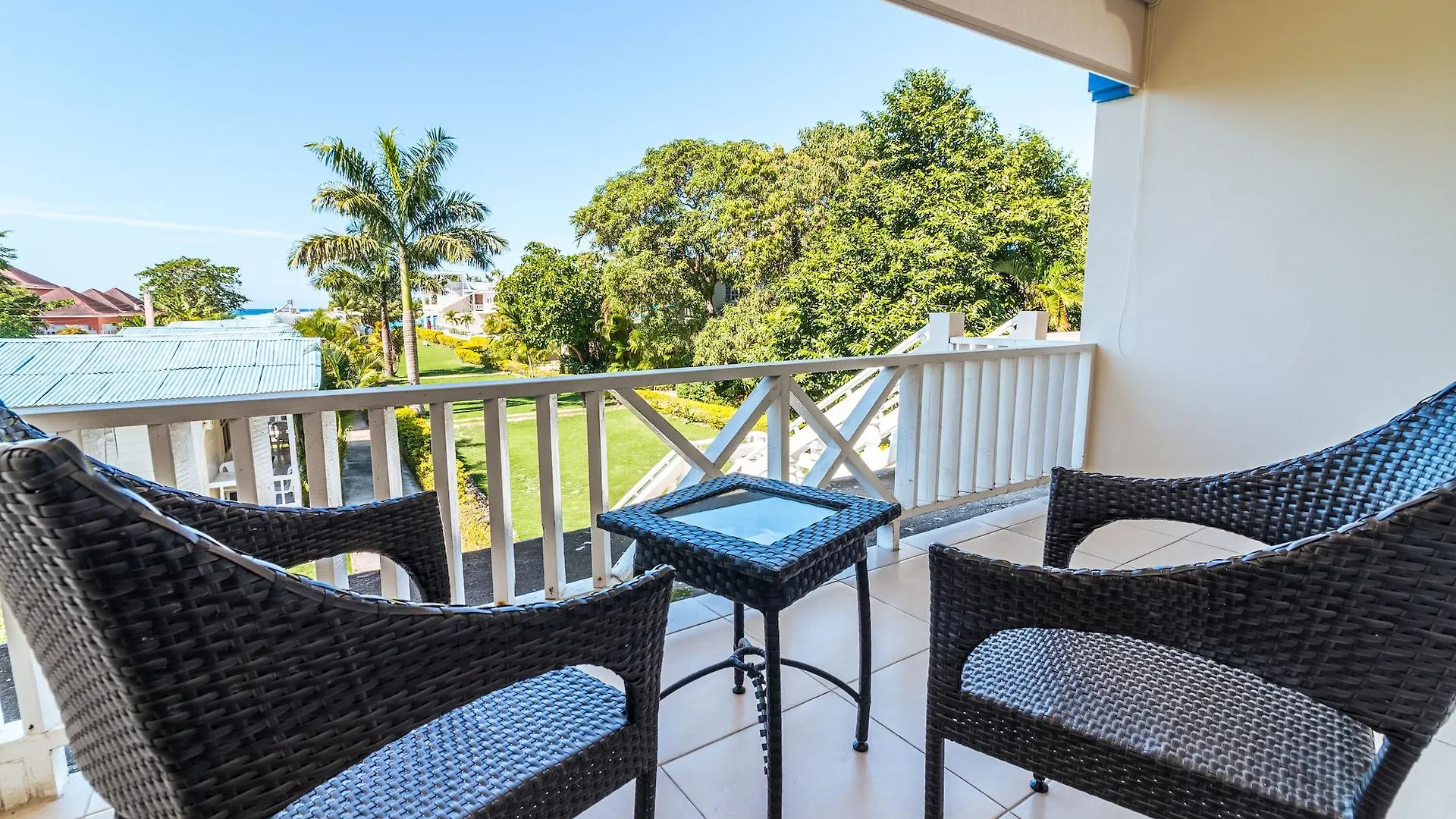 Travellers Beach Resort Negril 3*,