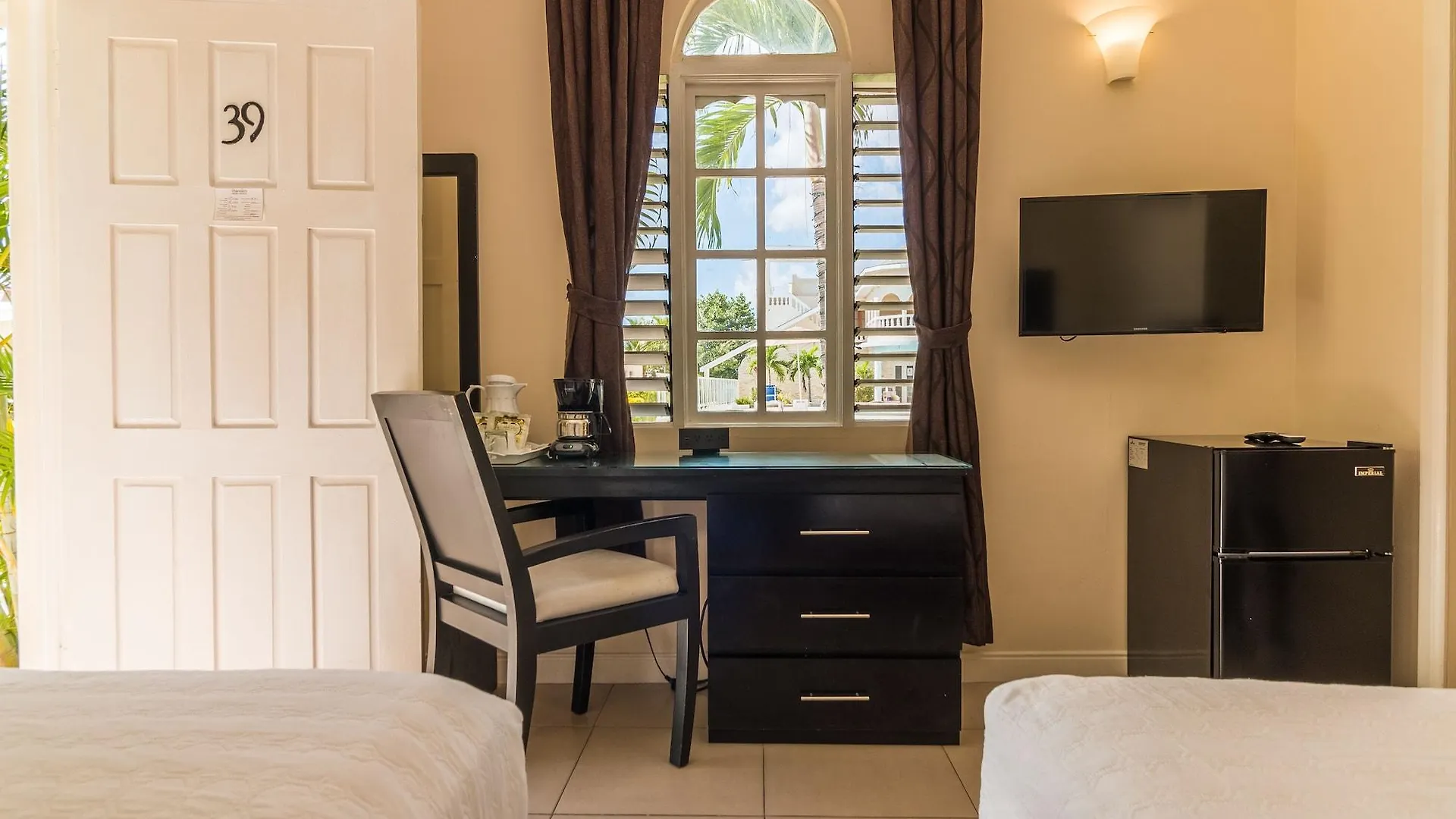 Travellers Beach Resort Negril
