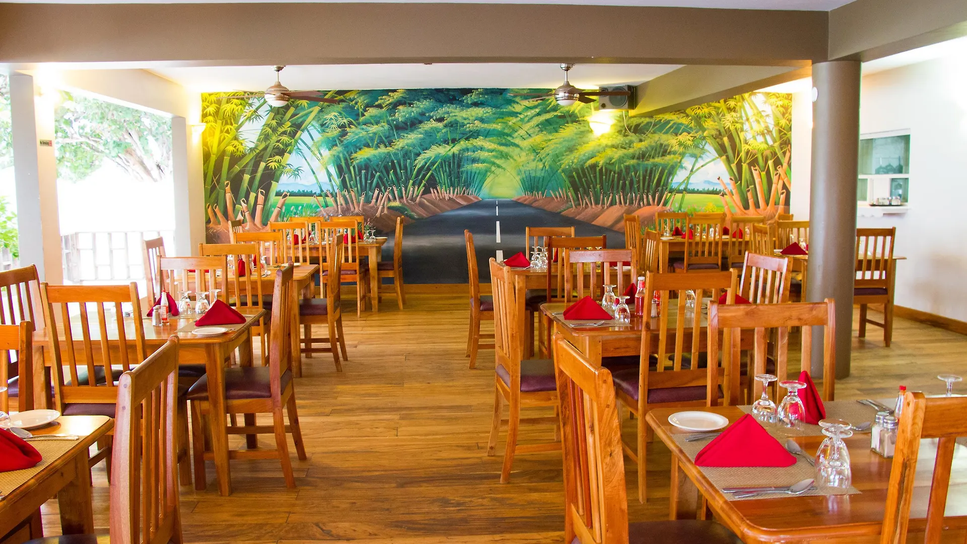 Travellers Beach Resort Negril