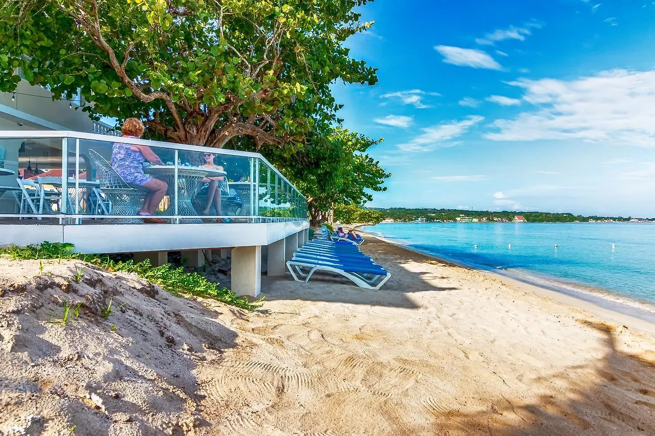Travellers Beach Resort Negril Jamaica